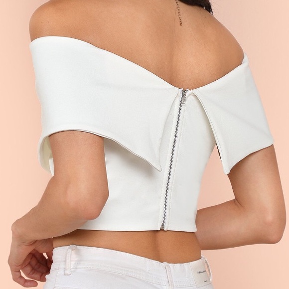 🆕Barton wrap Criss cross back zip top - Picture 6 of 8
